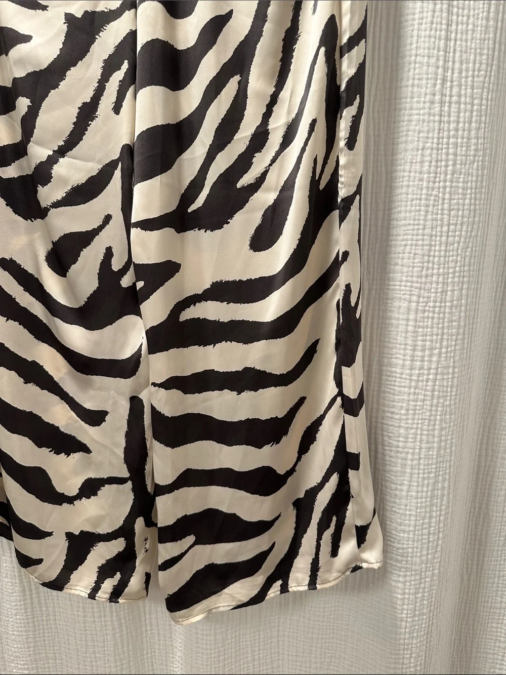 H&M Black & Ivory Zebra Print Wide-Leg Pants - Picture 9 of 9